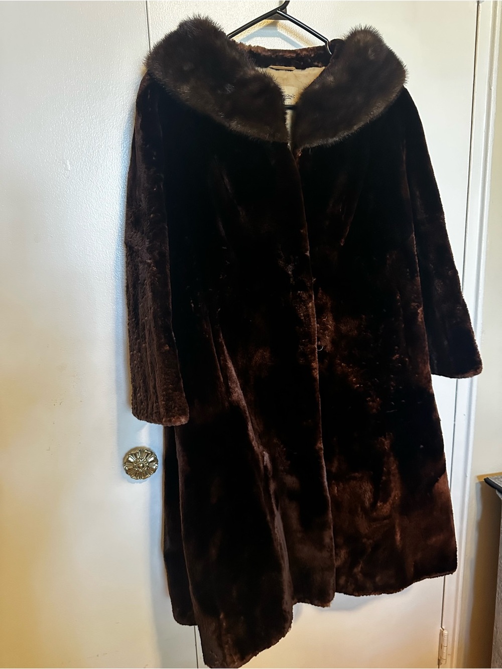 Vintage Jacque Heim for Simpson’s Fur Salon - Dark Brown Fur Coat